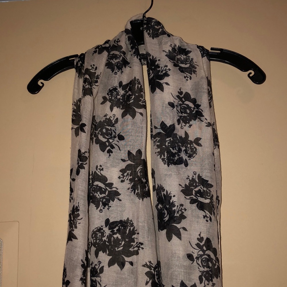 Rose Print Scarf